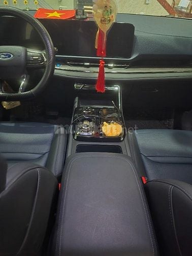 Bán xe Ford teritori xe giám đốc đi 