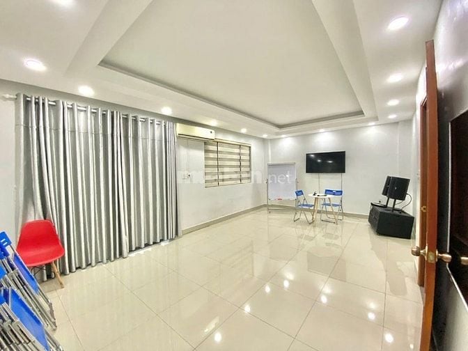 Tòa Nhà Góc 2 MT, Kinh Doanh - CHDV - Văn Phòng. Giá: 18.3 Tỷ/TL (SHR)