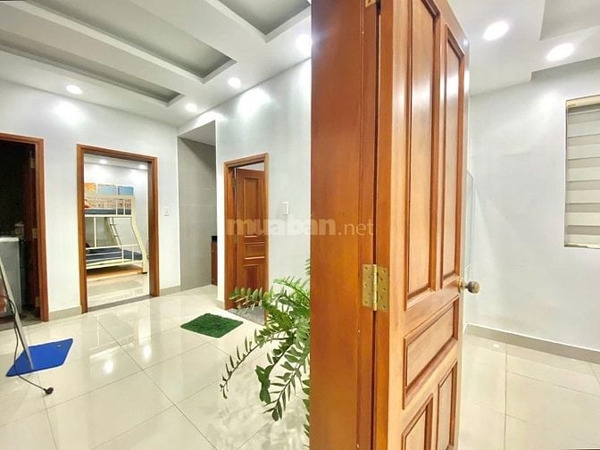Tòa Nhà Góc 2 MT, Kinh Doanh - CHDV - Văn Phòng. Giá: 18.3 Tỷ/TL (SHR)
