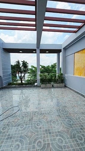 Nhà Phố Full Nội Thất Cao Cấp Đường 24m Đối Diện Chợ Phú Thuận