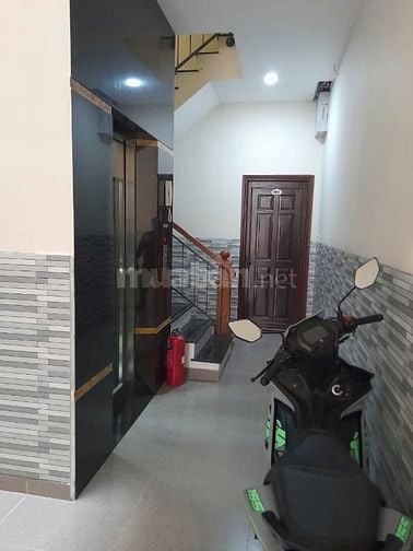 Tòa nhà CHDV Tô Hiến Thành, P.Hòa Hưng. DT 4x18m, 5 tầng thang máy