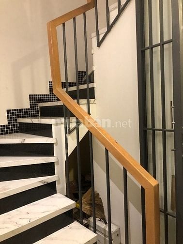 Cho thuê nhà mặt tiền Cách Mạng Tháng 8 (kinh doanh/văn phòng/nhà ở)