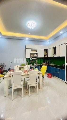 TRẦN HƯNG ĐẠO - 5 TẦNG - HẺM 8M - DT 5m x 20 - GẦN MẶT TIỀN