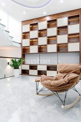 Bán nhà 3 tầng mới 100% mặt tiền Bùi Thiện Ngộ, Hòa Xuân, đường 7.5m