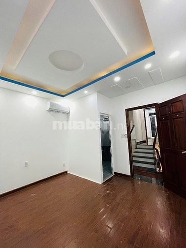 ⭐️Nhà 4 lầu đẹp Cao Cấp 2 mặt hẻm rộng 12m Dương Quảng Hàm, P5  Q.Gò V