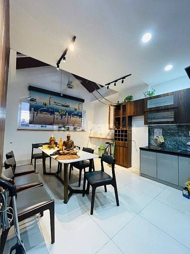 ⭐️Nhà 4 lầu đẹp Cao Cấp 2 mặt hẻm rộng 12m Dương Quảng Hàm, P5  Q.Gò V