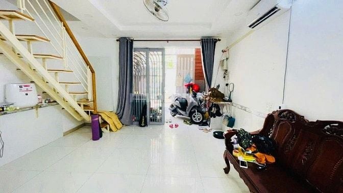 Bán nhà rộng đẹp (4,5x11) 498 Nguyễn Văn Công P3 Gò Vấp (Tân Sơn Nhất 