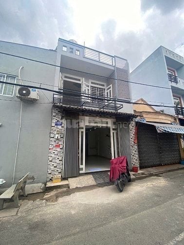 Cho thuê nhà nguyên căn, hẽm 8m