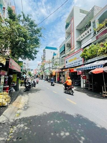 Bán nhà rộng đẹp (4,5x11) 498 Nguyễn Văn Công P3 Gò Vấp (Tân Sơn Nhất 