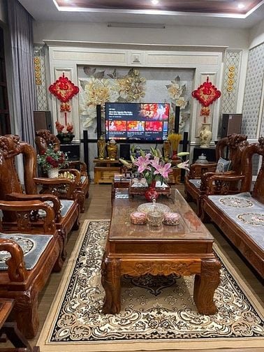Cho thuê biệt thự ở làm vp cty 800m2 gần khu công nghiệp amata 