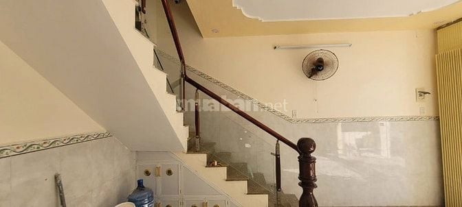 Bán nhà trả nợ nguyễn thị đành,xuân thới sơn86m2 giá 1tỷ025tr,sổ riêng