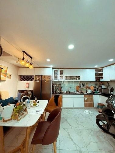 Cho thuê nhà nguyên căn 5.5x16m đường Tô Hiến Thành Phường 13 Quận 10