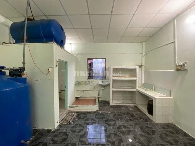 Cần bán gấp căn nhà cấp 4 ở 1/ Đ. Nguyễn Thị Huê  80m2 SHR giá 888tr