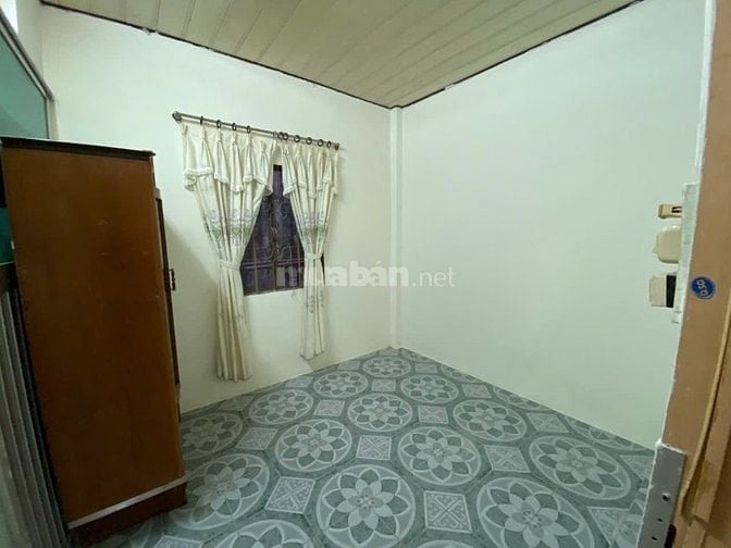 Cần bán gấp căn nhà cấp 4 ở 1/ Đ. Nguyễn Thị Huê  80m2 SHR giá 888tr