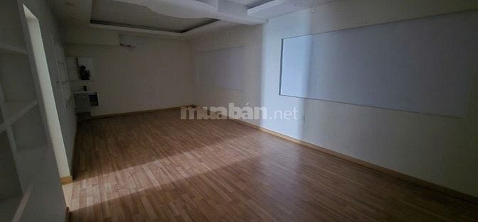 Cho thuê mặt bằng kinh doanh mặt tiền Kinh dương vương