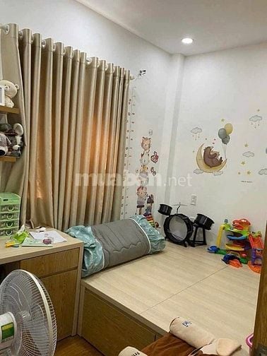 Nhà đẹp ở liền ngay Nguyễn Duy Trinh chỉ 4.1 tỷ 2 tầng 43m2 