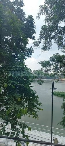 Bán nhà mặt phố đi bộ Mai Anh Tuấn, view hồ Hoàng Cầu