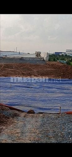 Bán 5000m2 có 4000m2 thổ cư MT đường Hồ Chí Minh Đức Hòa giá 23 tỷ