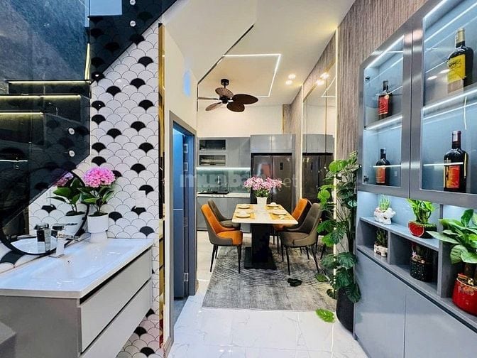 Nhà tuyệt đẹp Cao Cấp hẻm Lê Lợi, P4, Q.Gò Vấp, giá: 5,39 tỷ.