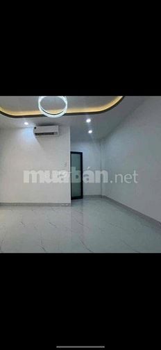 Hẻm xe hơi sau lưng MT dương quảng hàm 45m2 4 lầu st 7 tỷ 9