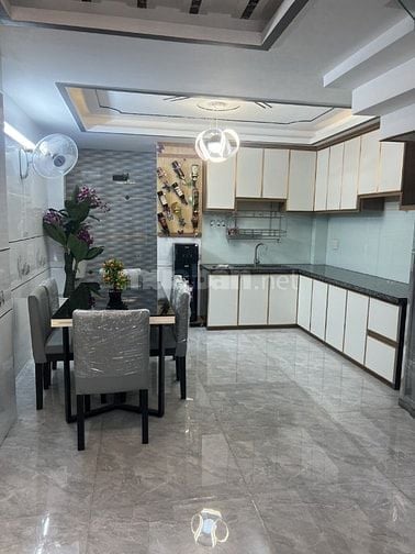 TÂN BÌNH GẦN GA T3 - HẺM THÔNG 7m - 4 x 18 - 5 TẦNG - 8.6 TỶ 