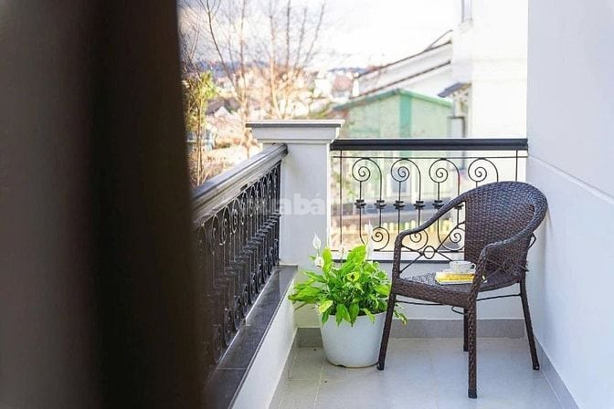 Cho thuê villa sân vườn 11 phòng phường 8 đà lạt -đầy đủ nộị thất