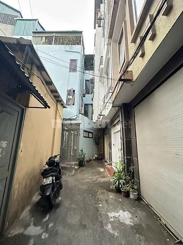 NHÀ DÂN XÂY MỚI SIÊU HIẾM-20M RA PHỐ-NGÕ BA GÁC-ĐẦY ĐỦ CÔNG NĂNG-GIÁ C