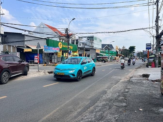 Nhà trong hẻm 3m, 70m ra mặt tiền Nguyễn Thị Định , 168m2 7m x 24m