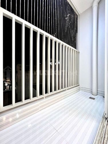 BÁN GẤP CĂN HỘ HARMONA 2PN 2WC 75M2 CỰC ĐẸP CÓ SỔ HỒNG