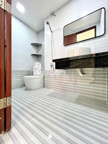 BÁN GẤP CĂN HỘ HARMONA 2PN 2WC 75M2 CỰC ĐẸP CÓ SỔ HỒNG