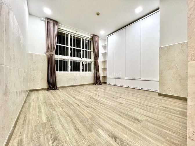 BÁN GẤP CĂN HỘ HARMONA 2PN 2WC 75M2 CỰC ĐẸP CÓ SỔ HỒNG