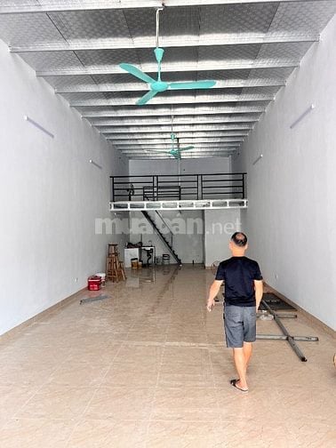 E cho thuê nhà kinh doanh sầm uất