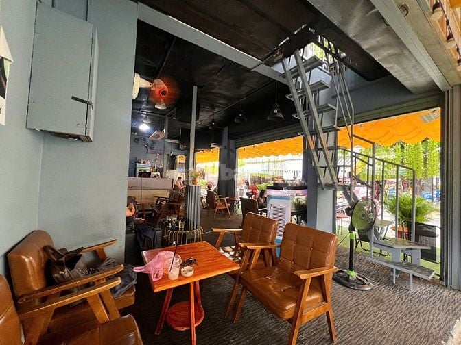 Sang quán cafe góc 2 mặt tiền, Phường Phú Thạnh, Quận Tân Phú 