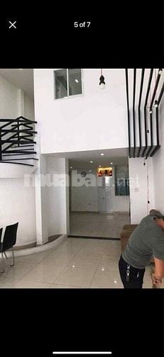 bán nhà 2 tầng _ kiệt ô tô 5m._. đường  Ngô Quyền _cạnh Mường Thanh 