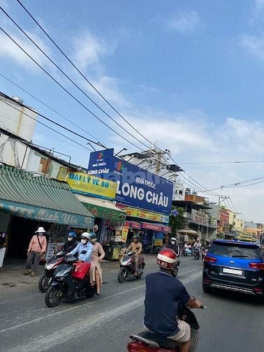  Nhà 2 tầng (6.4x13) sát chợ Phước Bình – Phước Long A – SHR – chỉ 7.1