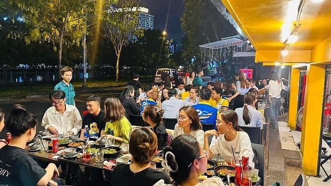 Sang nhượng quán nhậu căn góc Trường Sa-Quận 3, mặt tiền ngang 14m