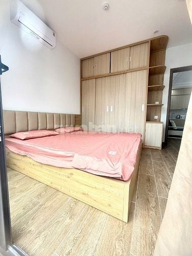 Cho thuê căn hộ tòa nhà 7 tầng ngõ 43 Lạc Long Quân Tây Hồ 
