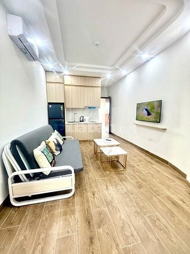 Cho thuê căn hộ tòa nhà 7 tầng ngõ 43 Lạc Long Quân Tây Hồ 