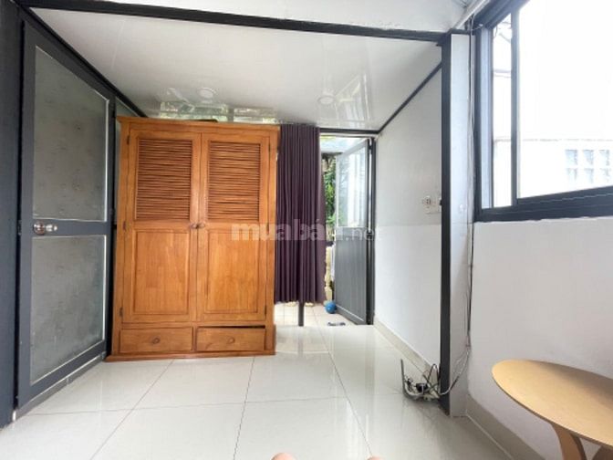 Phòng Studio trợ giá, sạch tinh, ngay trung tâm, Bạch Đằng sb