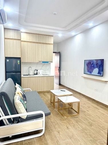 Cho thuê căn hộ tòa nhà 7 tầng ngõ 43 Lạc Long Quân Tây Hồ 