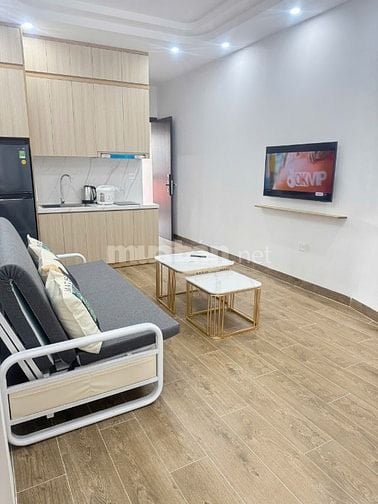 Cho thuê căn hộ tòa nhà 7 tầng ngõ 43 Lạc Long Quân Tây Hồ 