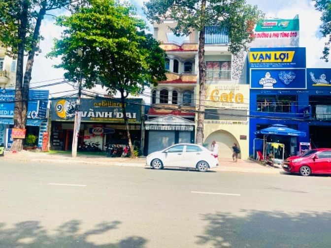 Mặt Bằng MTKD Đường Vành Đai Trong dt 10x20m giá thuê 60tr/th