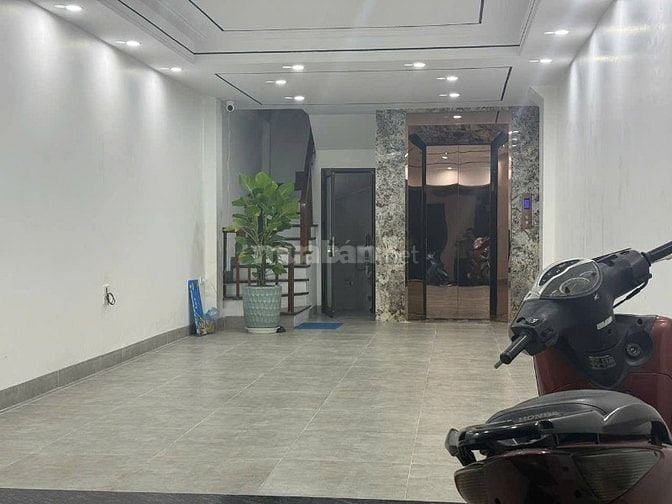 SIÊU PHẨM NHÀ 7 TẦNG THANG MÁY – 60m2 - PHỐ TRẠM, LONG BIÊN – GARA OTO