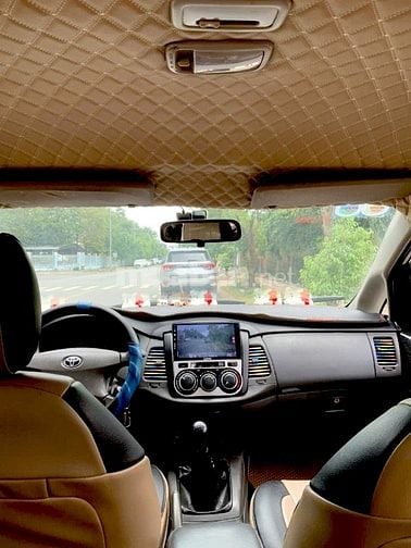 Bán rẻ TOYOTA INNOVA 2014 độ full options rất đẹp!