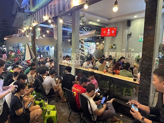 Sang quán cafe căn góc 2MT khu ăn uống sầm uất, Phường 1, Quận Gò vấp 