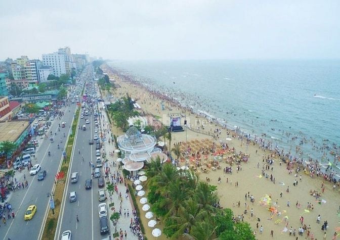 Bán Lô Đất Đẹp Kề Đường Bà Triệu– Cách Biển Sầm Sơn 240m – Gần Sun  
