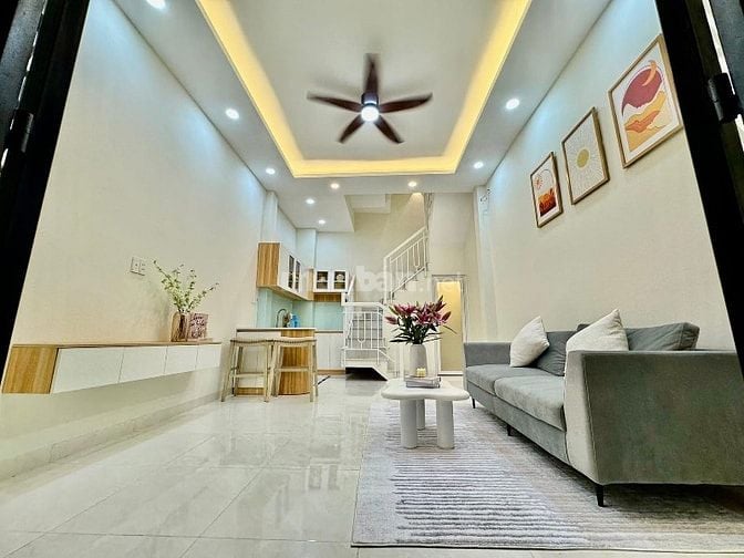 Nhà 3 Lầu tuyệt đẹp Cao Cấp hẻm Lê Đức Thọ, P17, Q.Gò Vấp, giá: 4,65