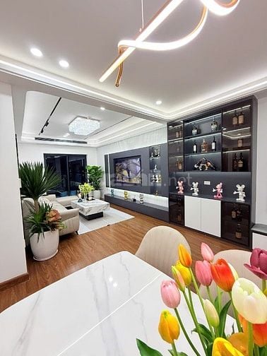 Chủ nhà chuyển công tác muốn nhượng lại căn 3 ngủ Goldmark 