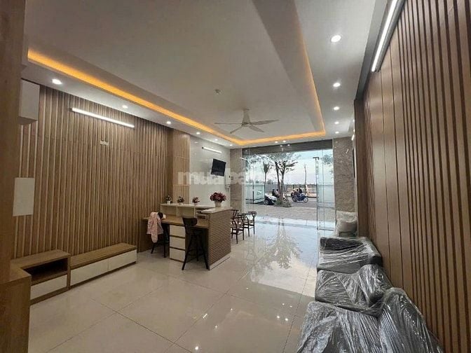 BÁN HOMESTAY MẶT BIỂN ĐƯỜNG TRƯỜNG SA NGAY TRUNG TÂM DU LỊCH PHỐ TÂY