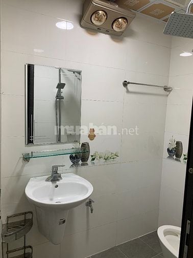 Phòng studio 20m2,Tầng 5,02 cửa sổ.